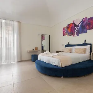 https://liberty-barocco.lecce-hotels.com
